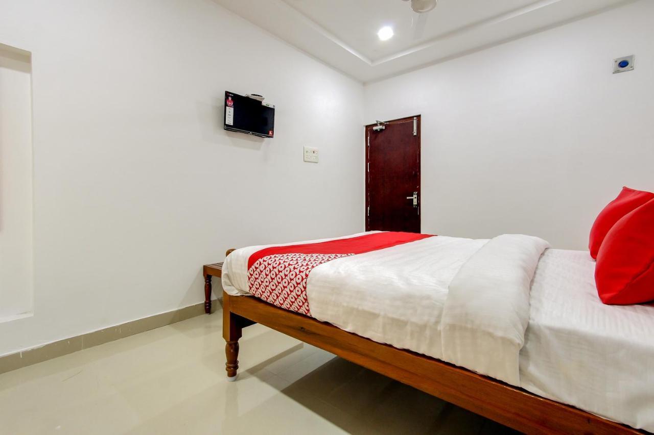 ホテルOyo 69625 Mayuraa Residency クンバコナム エクステリア 写真