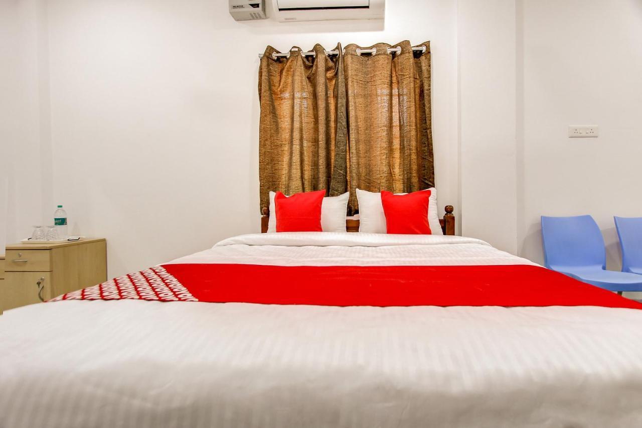 ホテルOyo 69625 Mayuraa Residency クンバコナム エクステリア 写真