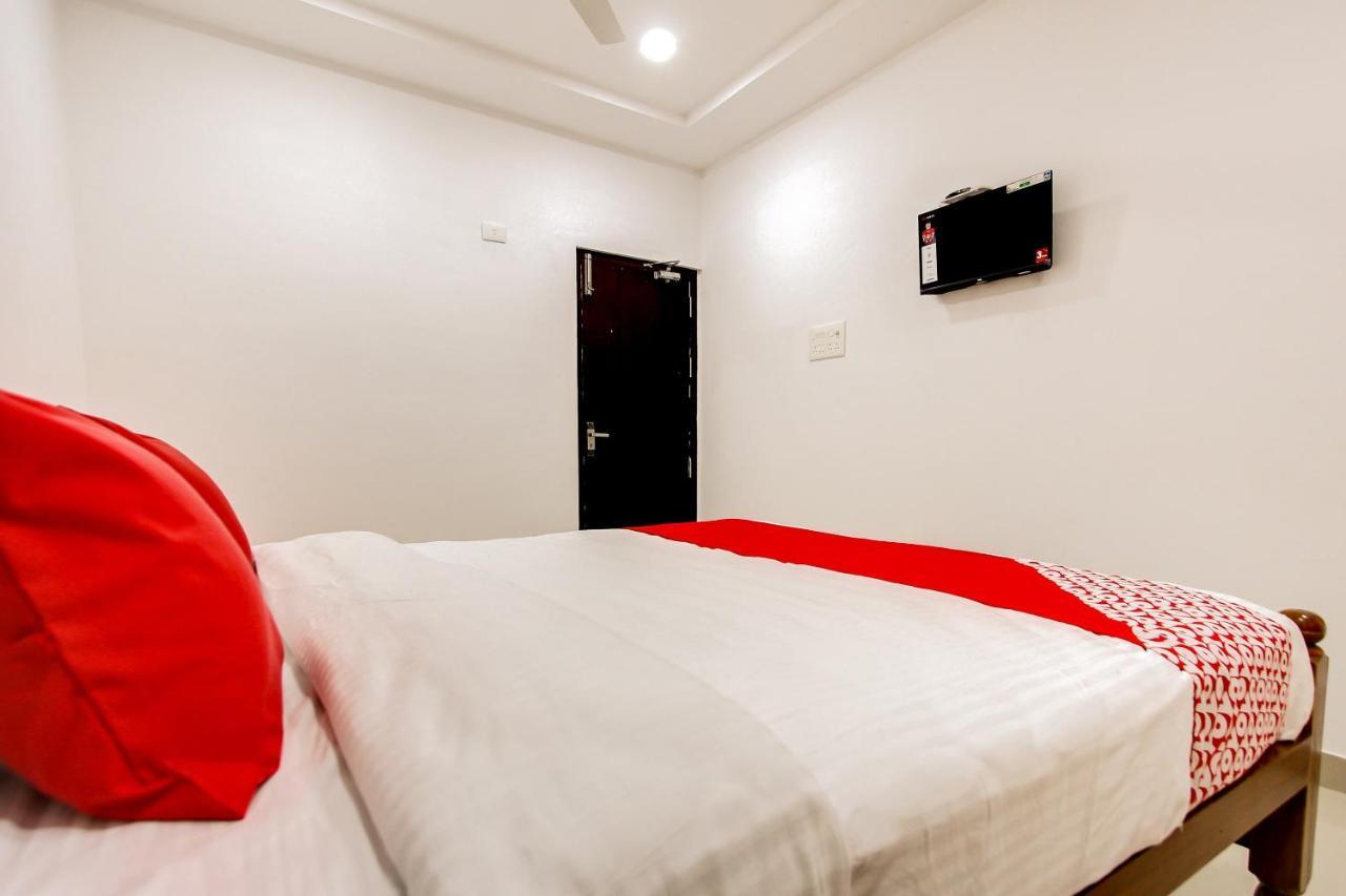 ホテルOyo 69625 Mayuraa Residency クンバコナム エクステリア 写真