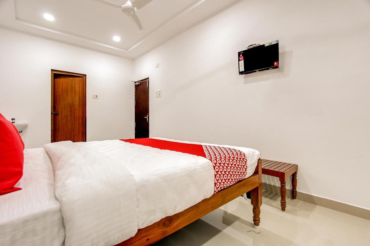 ホテルOyo 69625 Mayuraa Residency クンバコナム エクステリア 写真