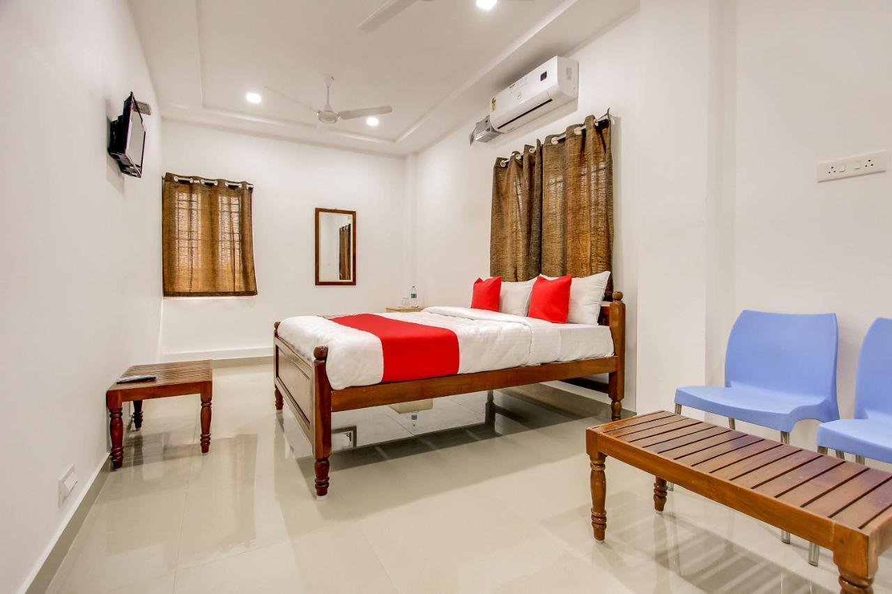 ホテルOyo 69625 Mayuraa Residency クンバコナム エクステリア 写真