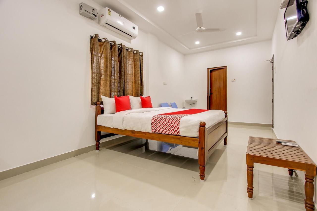 ホテルOyo 69625 Mayuraa Residency クンバコナム エクステリア 写真